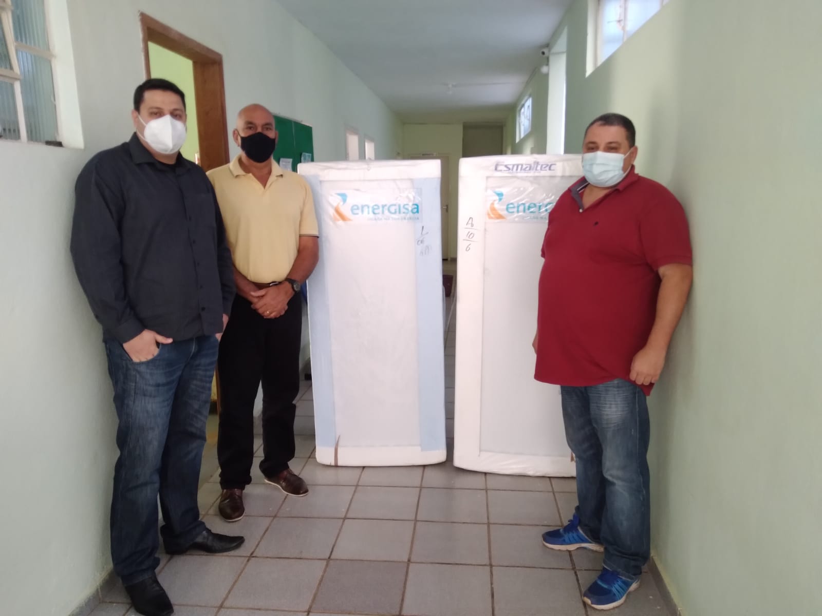 Notícias Prefeitura Municipal de Paula Cândido - Prefeitura adquire dois novos refrigeradores para armazenamento de vacinas contra a Covid-19